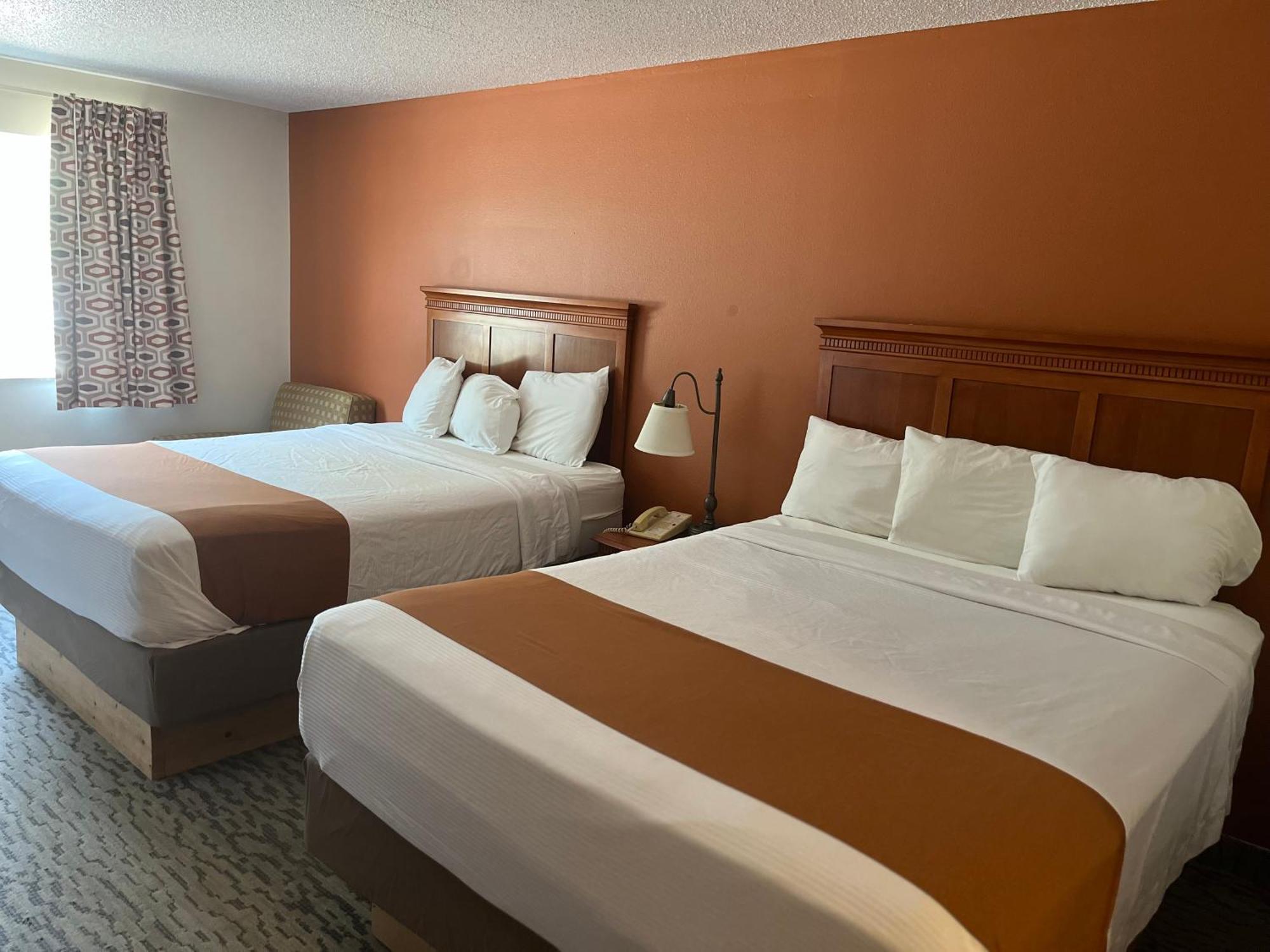Regency Inn & Suites Anoka Ngoại thất bức ảnh
